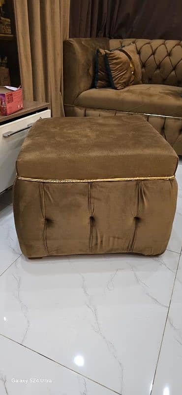 2 seater sofa 1
