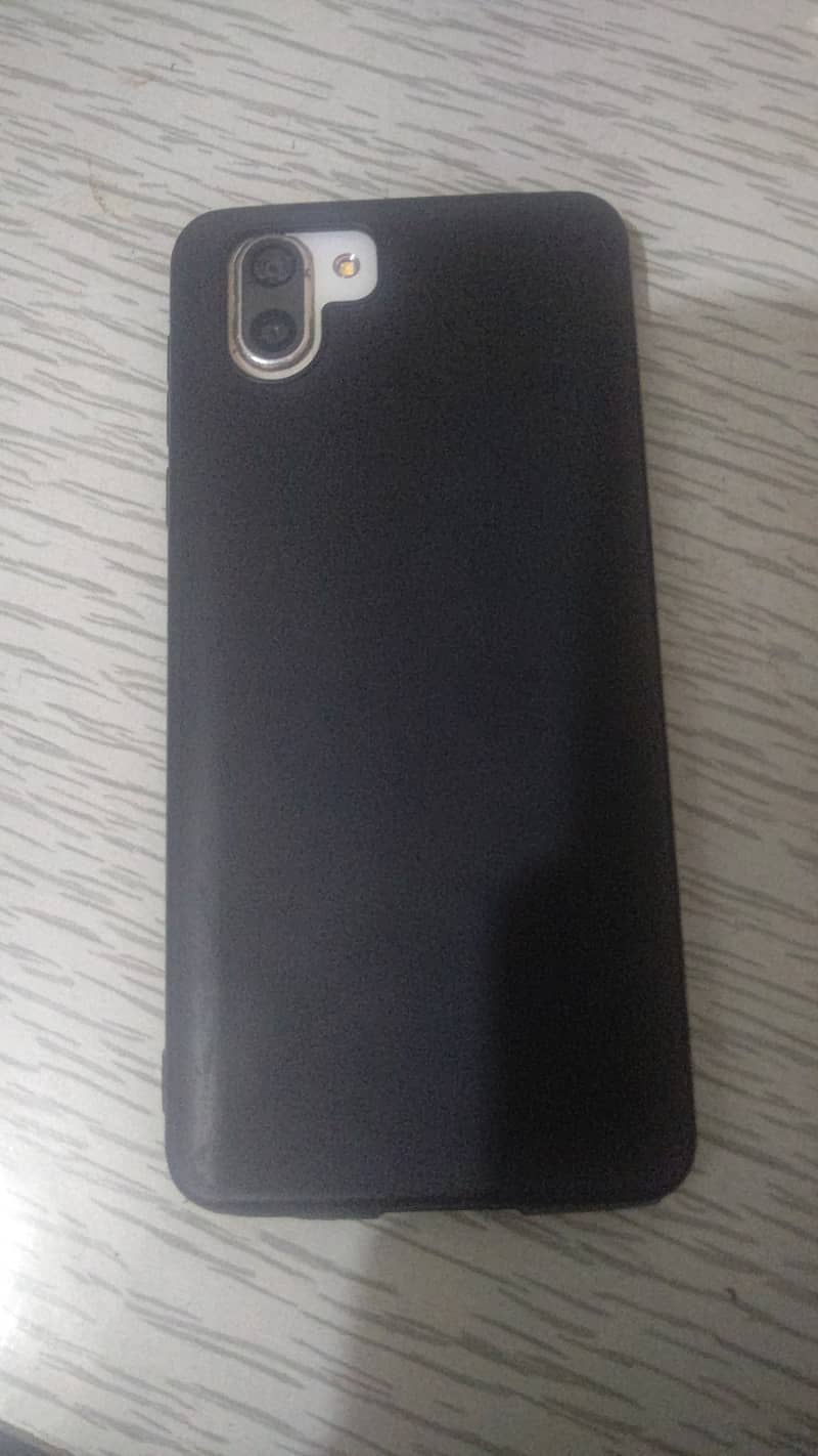Sharp Aquos r2 pta approved back crack 0