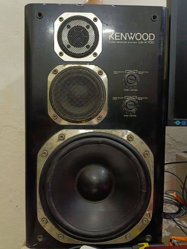 Kenwood 3 Way Speaker System 4