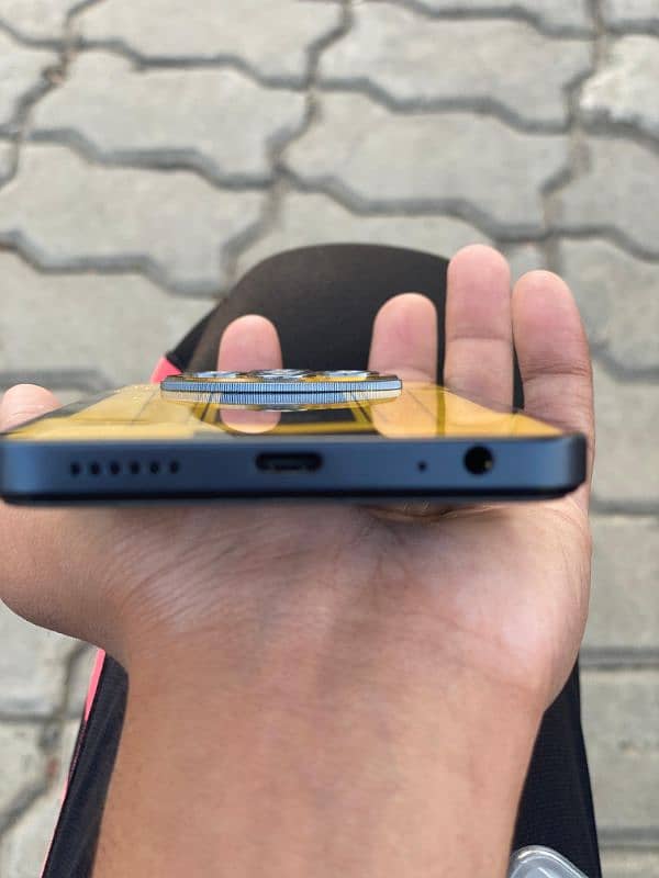 Tecno spark 30 transformer edition. 3