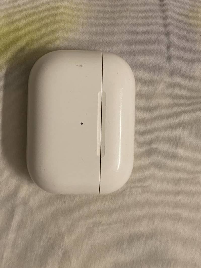 Apple AirPods 2nd generation 0