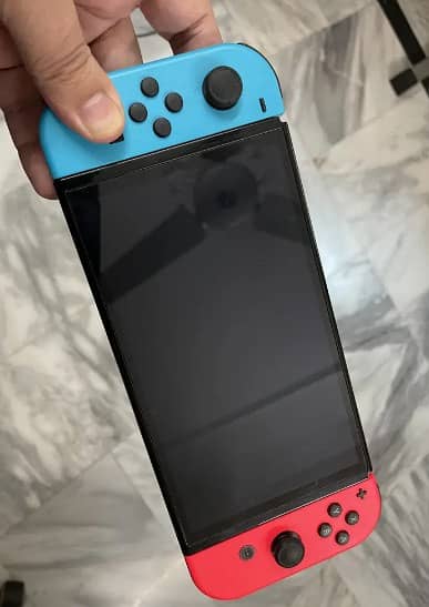 Nintendo Switch OLED jailbreak with games 0