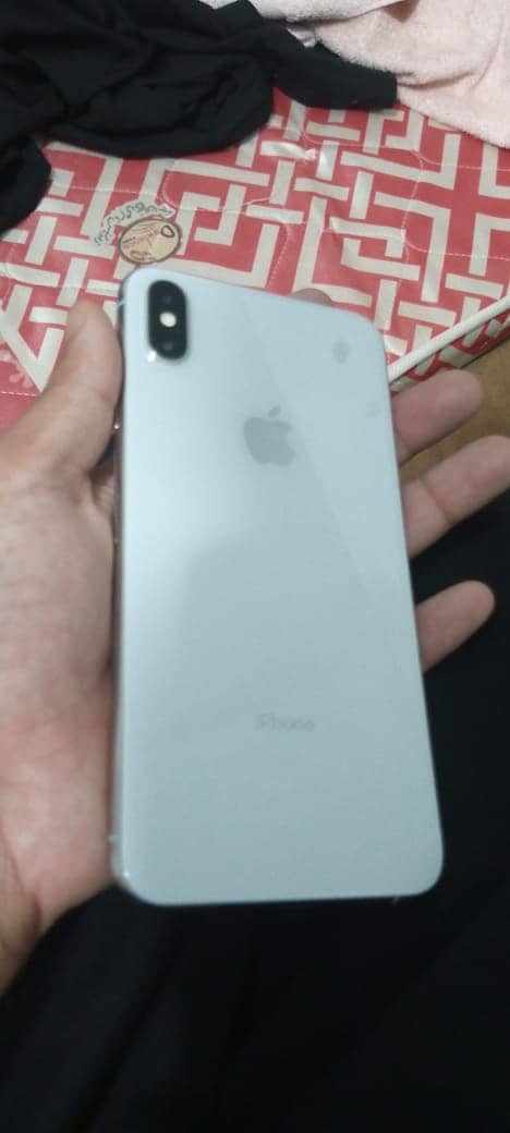 Apple iPhone XS Max 0