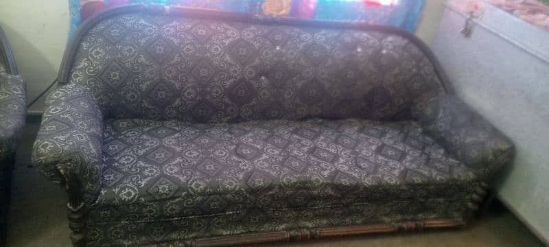 Sofa set 5 seater 3