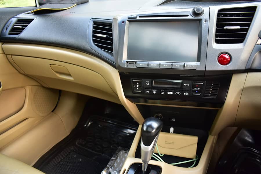Honda Civic Oriel Prosmatec UG 2014 6