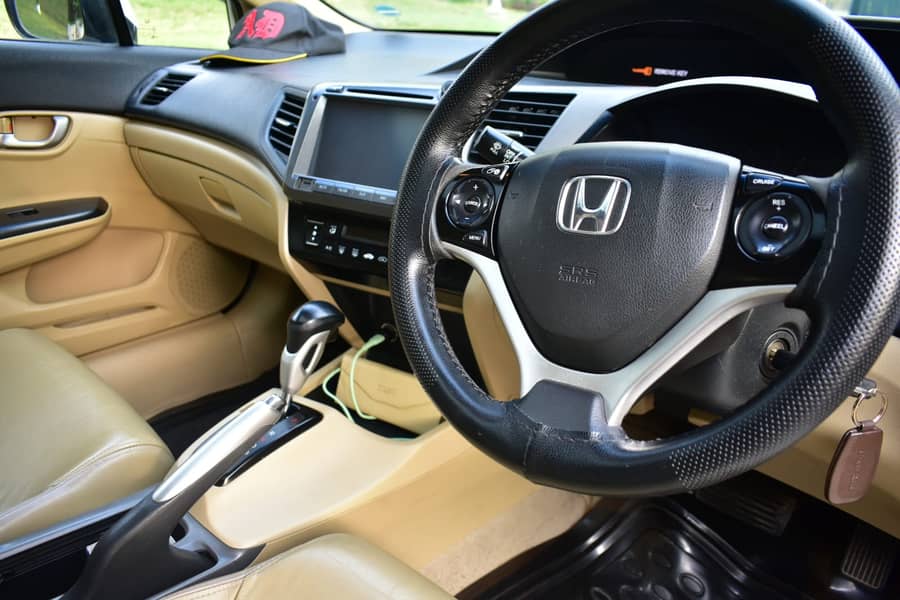 Honda Civic Oriel Prosmatec UG 2014 9