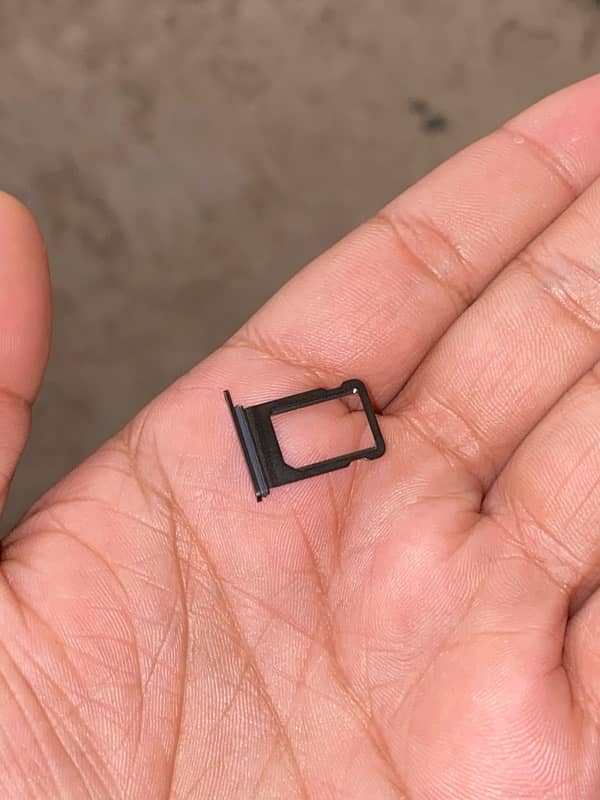 iPhone X/XS Sim tray 0321/8302231 3