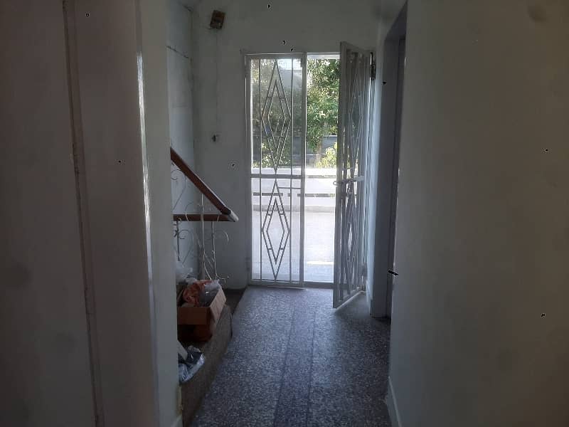G9 Top location Corner House For Sale 3