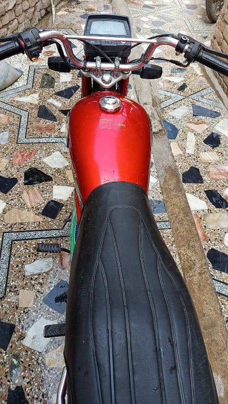 Motorbike cd 70 7