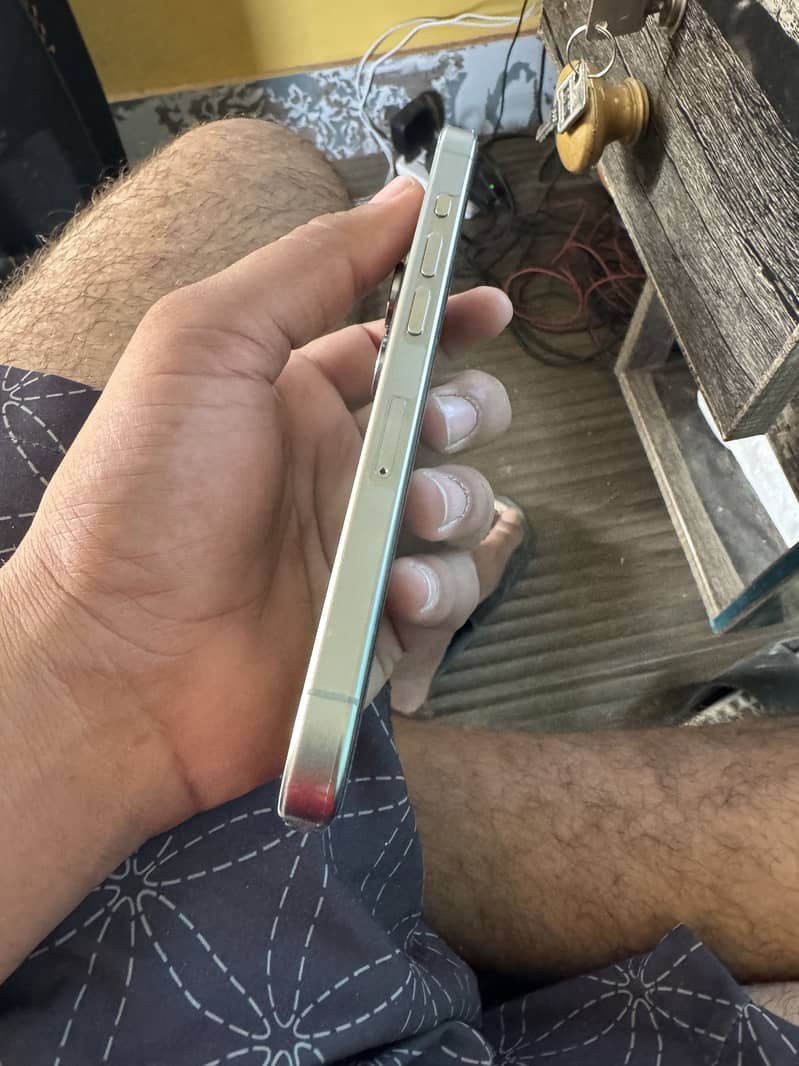 Iphone 15 pro dual pta  approved hk model 7
