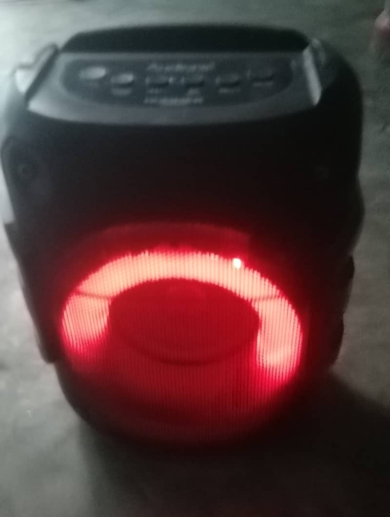 Mp3 attached with Bluetooth. Brand: Audionic 3