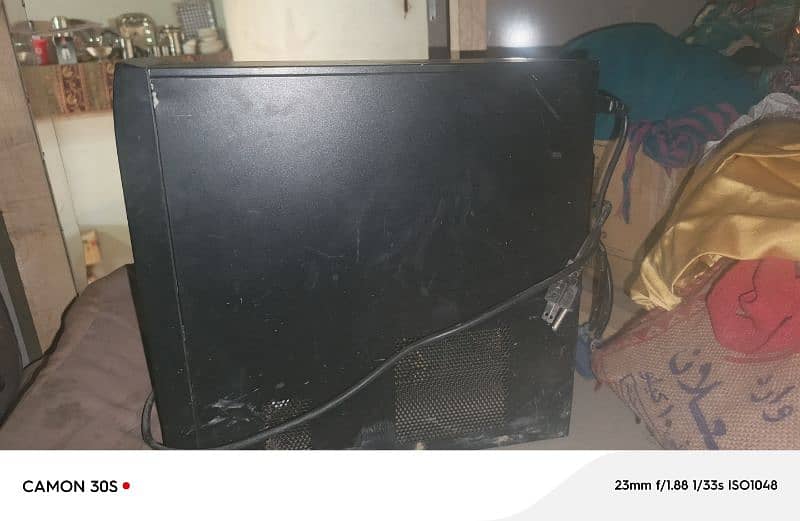 03456031461CPU 8GB ram ,1GB card , 250 Hdisk, work on windows 10 0