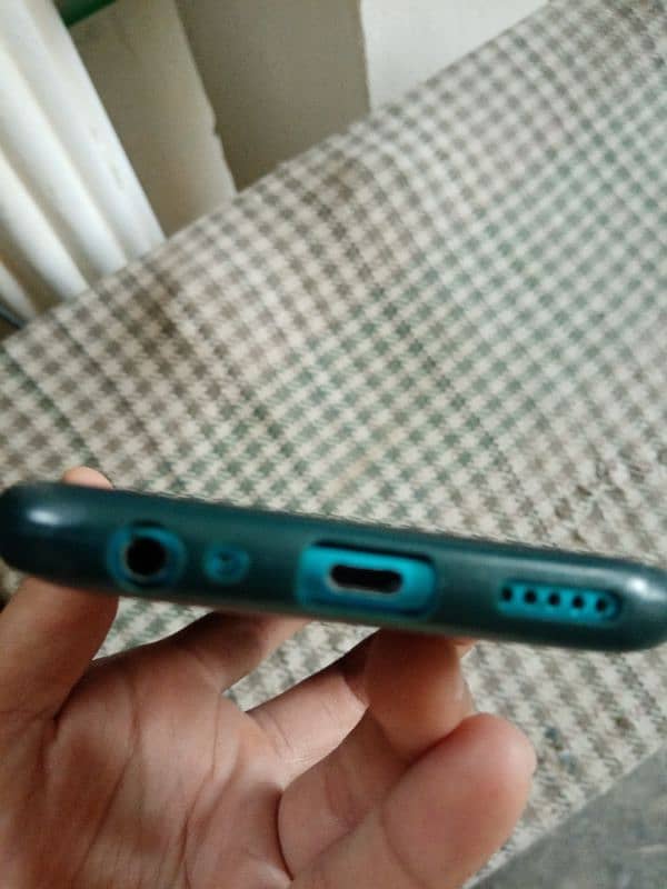Itel Vision 1 Plus. Everything is fine,Batry timing is also very gud. 6