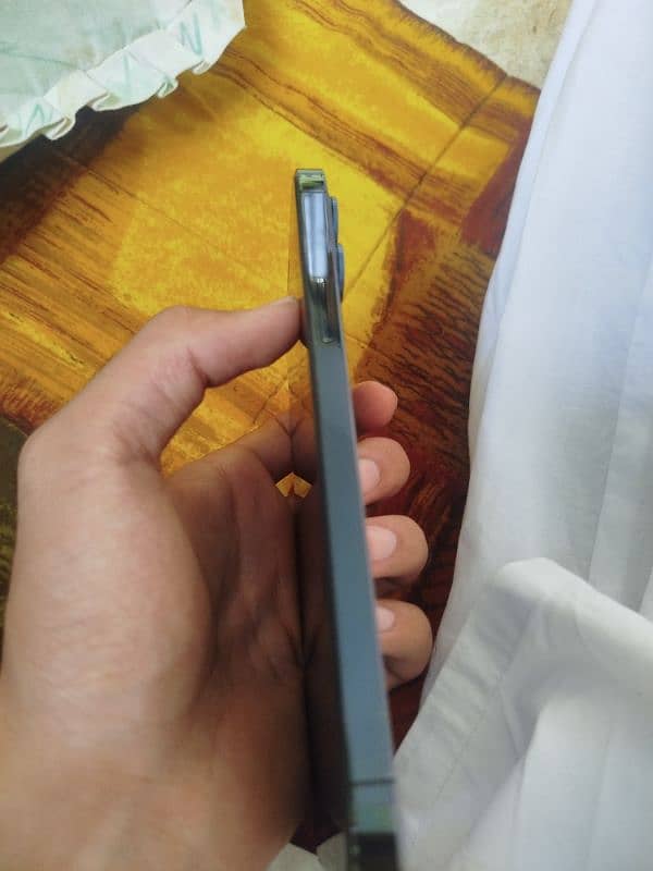 Iphone 12 pro max non pta Factory unlock but sim working 7