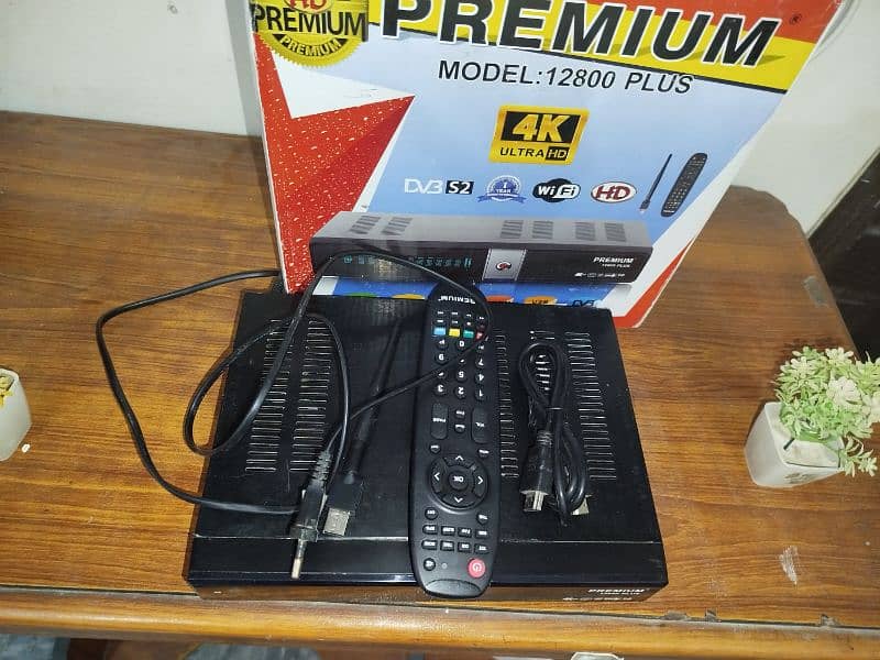 Premium 12800 plus 4k Satellite Receiver 1