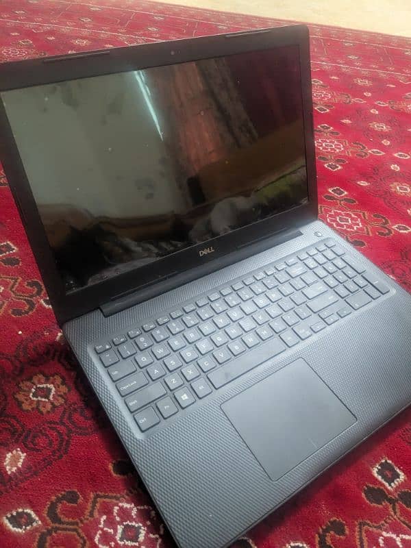 Dell Inspiron 3365 AMD A9 7th generation 0