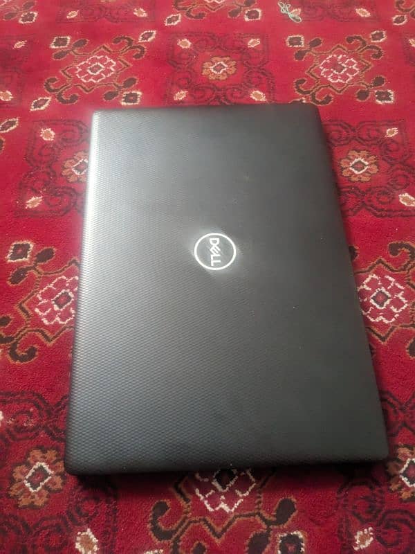 Dell Inspiron 3365 AMD A9 7th generation 1