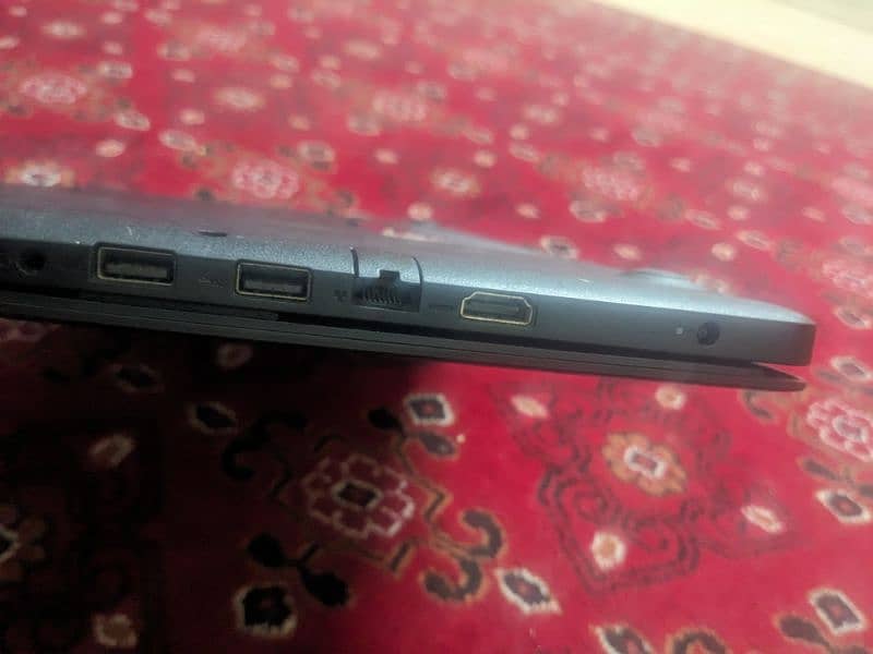 Dell Inspiron 3365 AMD A9 7th generation 3