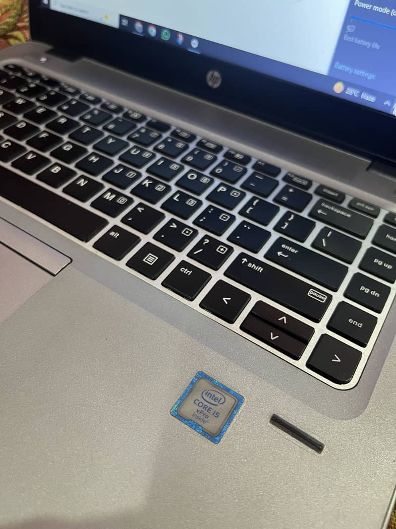 Hp elite book core i5 6 gen 3