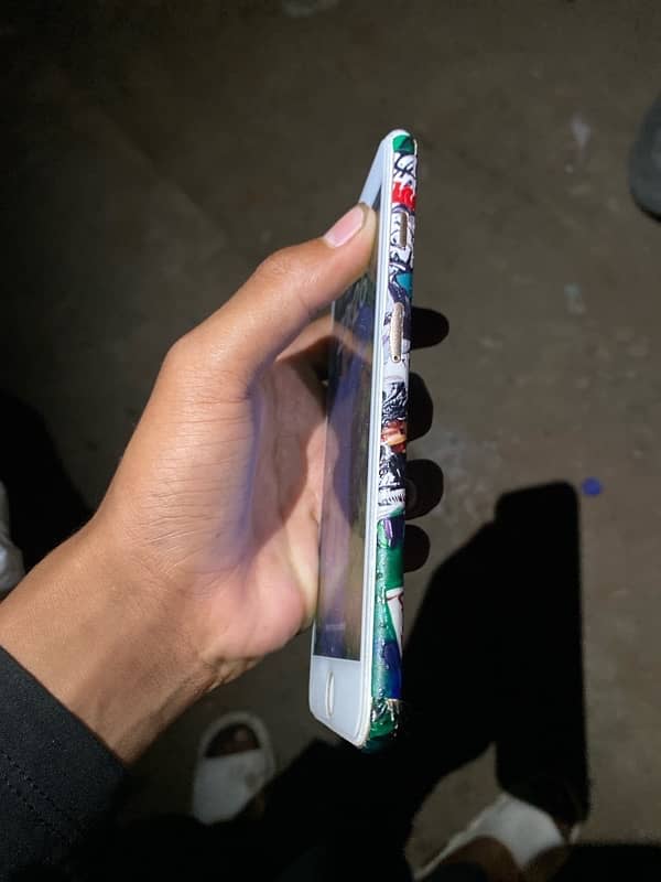 iPhone 8 Plus non Pta 256 gb Factory unlock ha 6