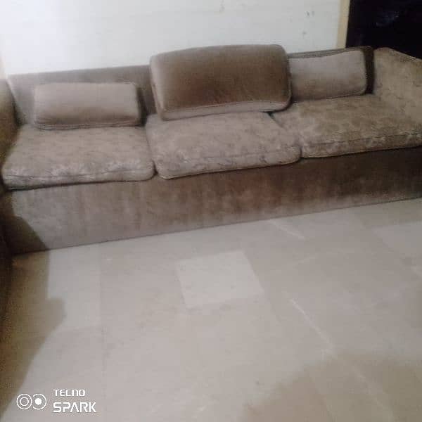 sofa for sell 2