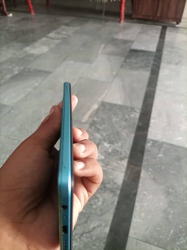 infinix note 11   4+3. . . 128 1