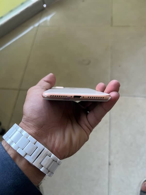 03493137121…. . iPhone 8plus non jv 10/10 condition no scratch no repair 8