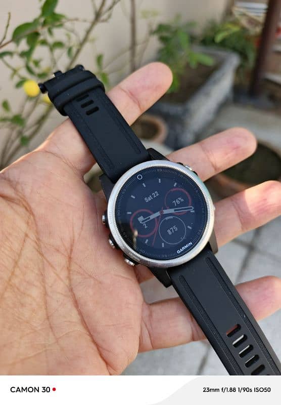 garmin fenix 5 S very good condition 0
