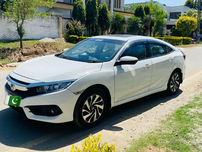 Honda Civic total original scratchless 7