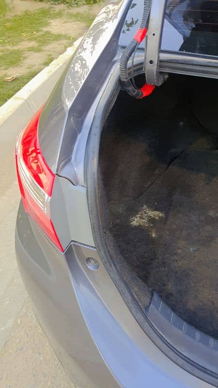 Toyota Corolla GLI 2016 genuine 11