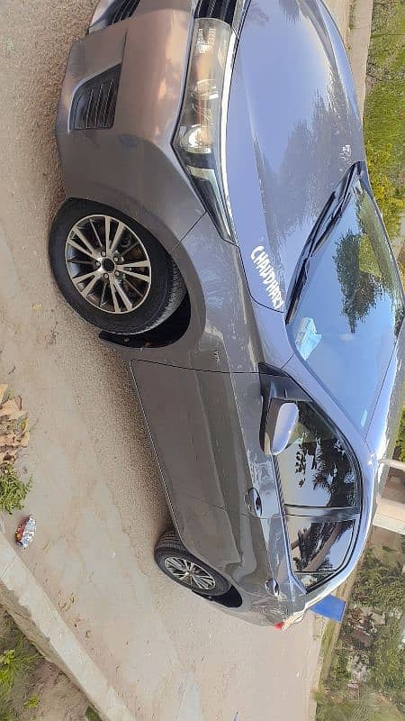 Toyota Corolla GLI 2016 genuine 13