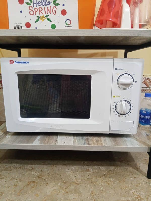 microwave Dawlance 0