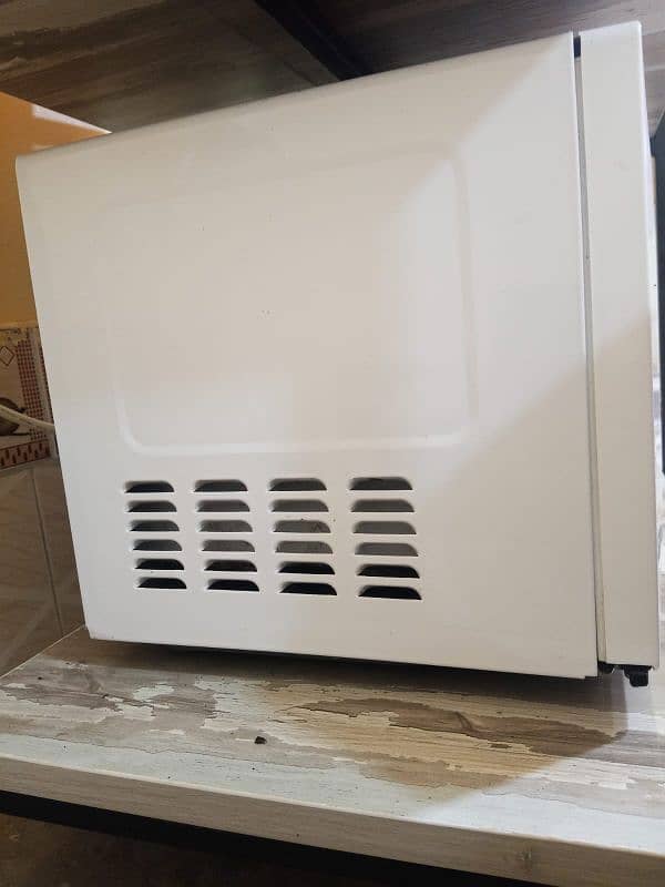 microwave Dawlance 1