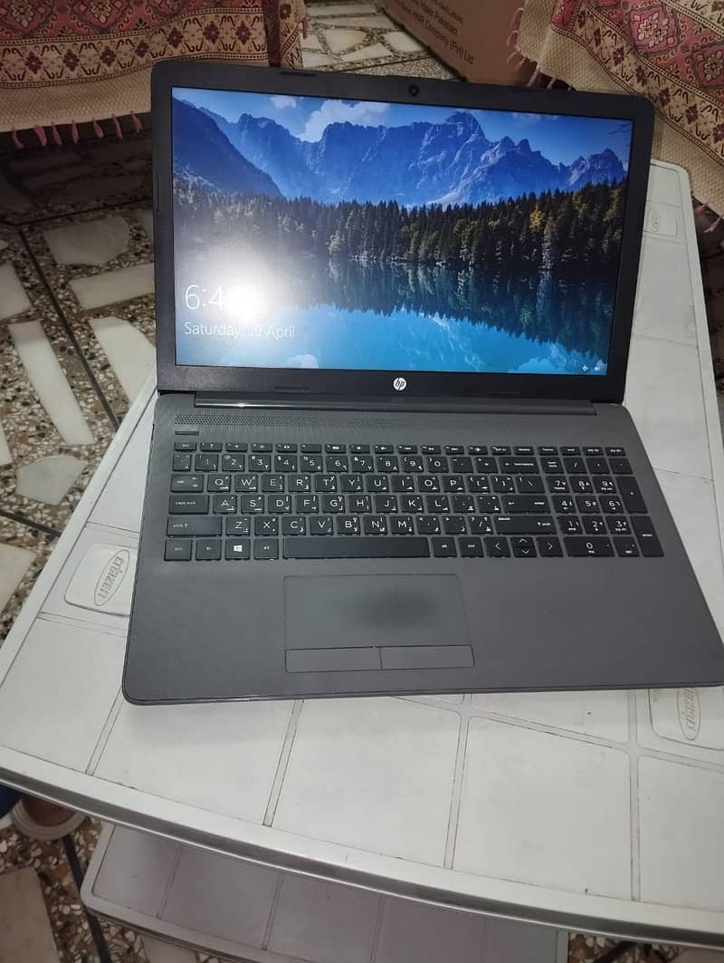 Hp AMD A4-9125 Redeon R3 0