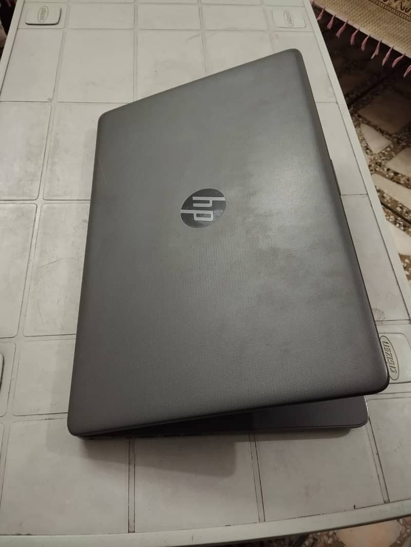 Hp AMD A4-9125 Redeon R3 10