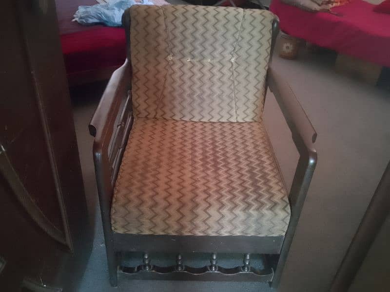 sofa set 5 seater Good condition 1