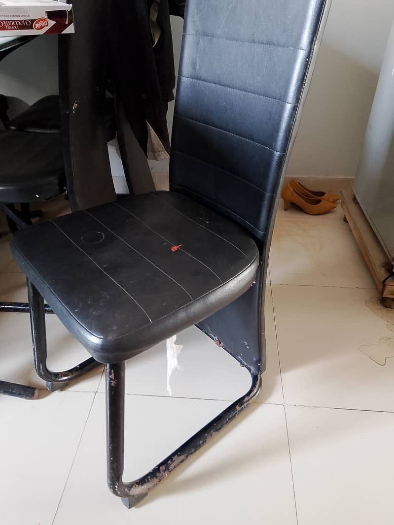 Dining table with 6 chairs 1