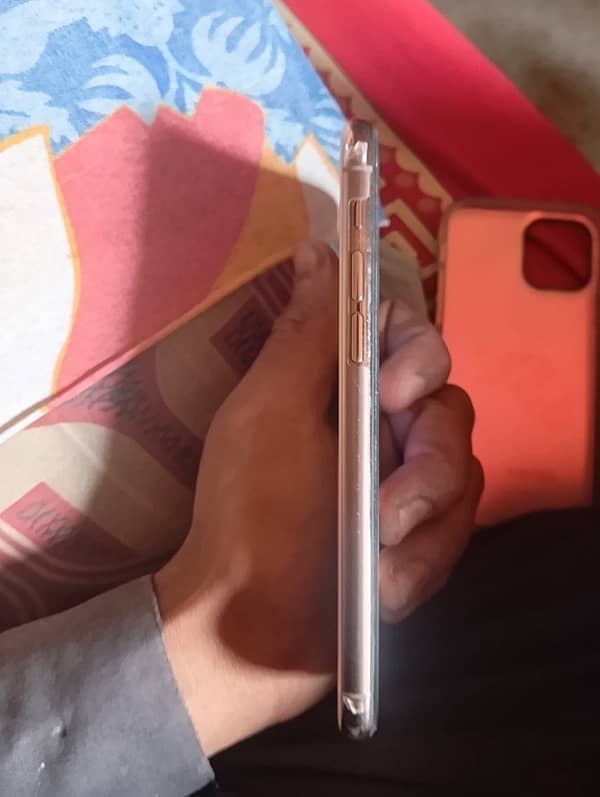 iPhone 11 Pro  pta approved exchange possible 1