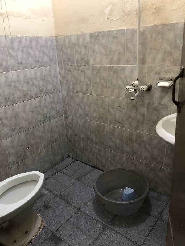 Room Portion and Space Section available on Rent 8