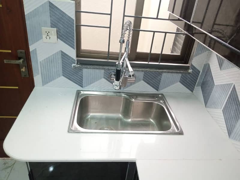 5. MARLA LOWER PORTION AVAILABLE FOR RENT 5