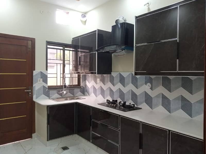 5. MARLA LOWER PORTION AVAILABLE FOR RENT 6
