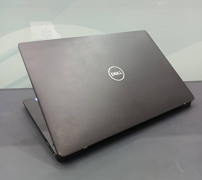 Dell Latitude 7400 Laptop, Corei5-8365U| 8th Gen, 8GB RAM, 256GB SSD 3