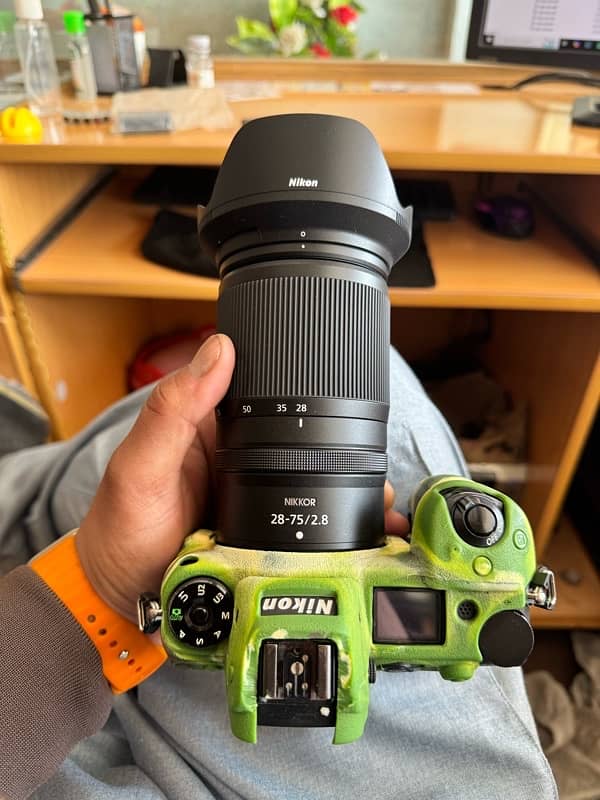 Nikon 28-75 f2.8 Z-mount Full Box 1 Time Used READ ADD 0