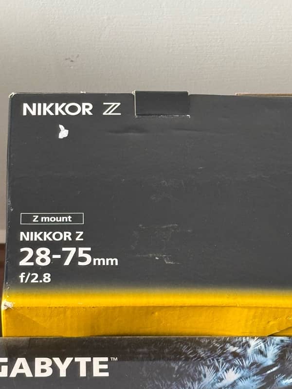 Nikon 28-75 f2.8 Z-mount Full Box 1 Time Used READ ADD 6