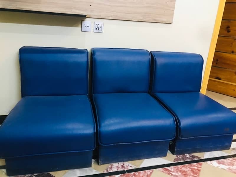 Best sofas. 03 seperate seats. best for office, school, college 0