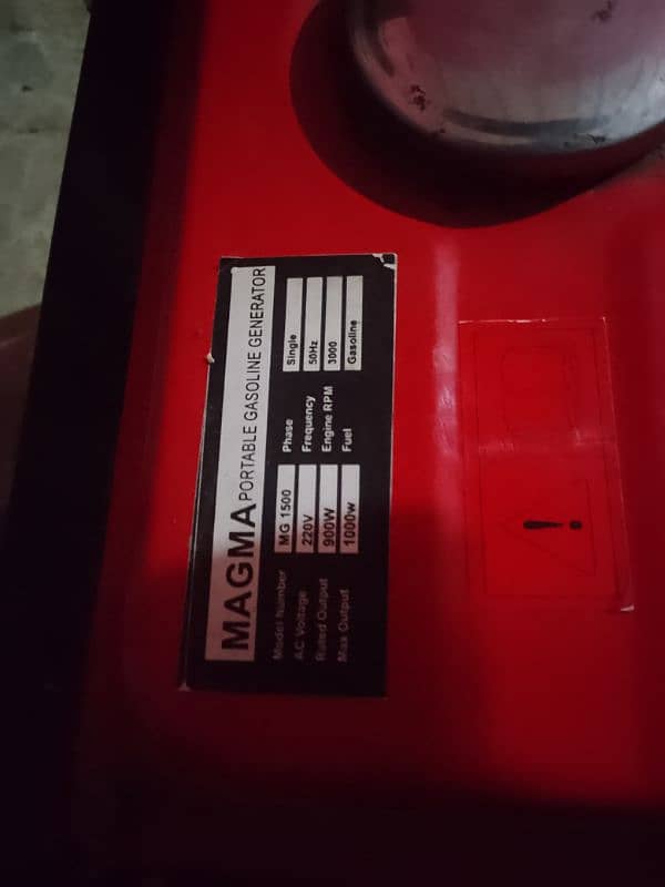 MAGMA gasoline portable generator.         MG1500 0