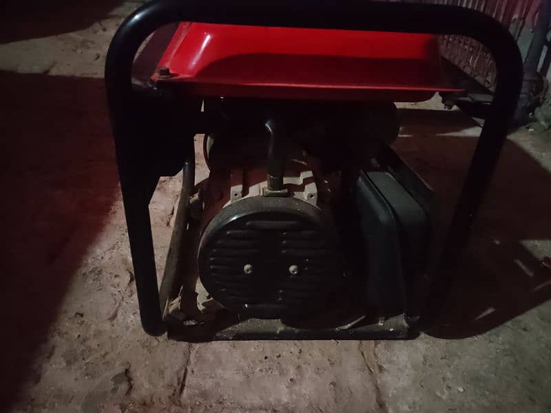 MAGMA gasoline portable generator.         MG1500 4