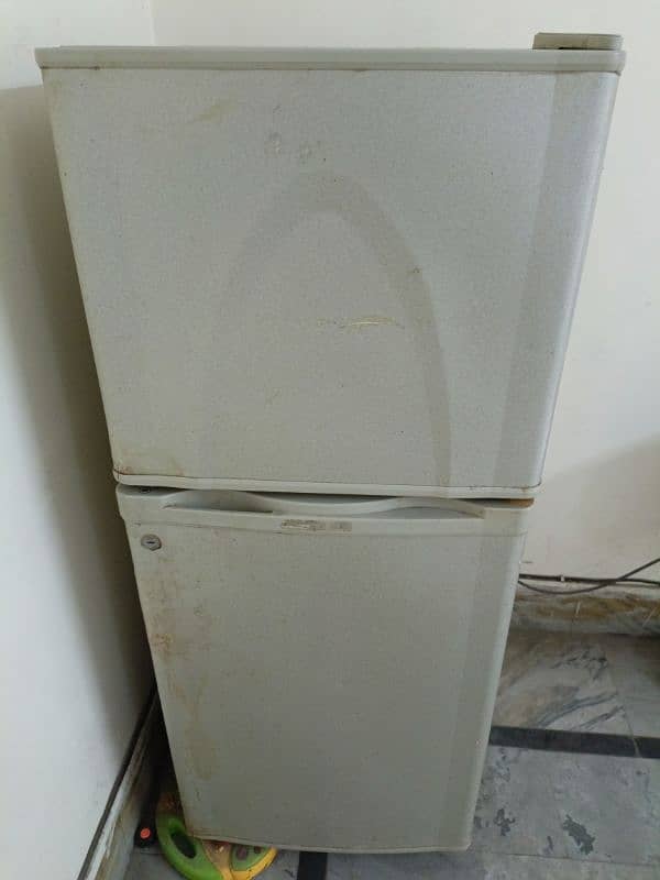 Fridge/Freezer/Deepfreezer is urgently sale at Lahore 9