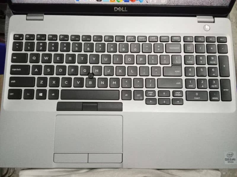 Dell Laptop Core i5 10th Generation || 16/256 8