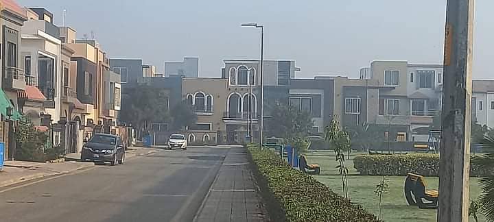 Bahria orchard 5 marla ready to build+all dues clear plot available for sale just 26.50 lac 24